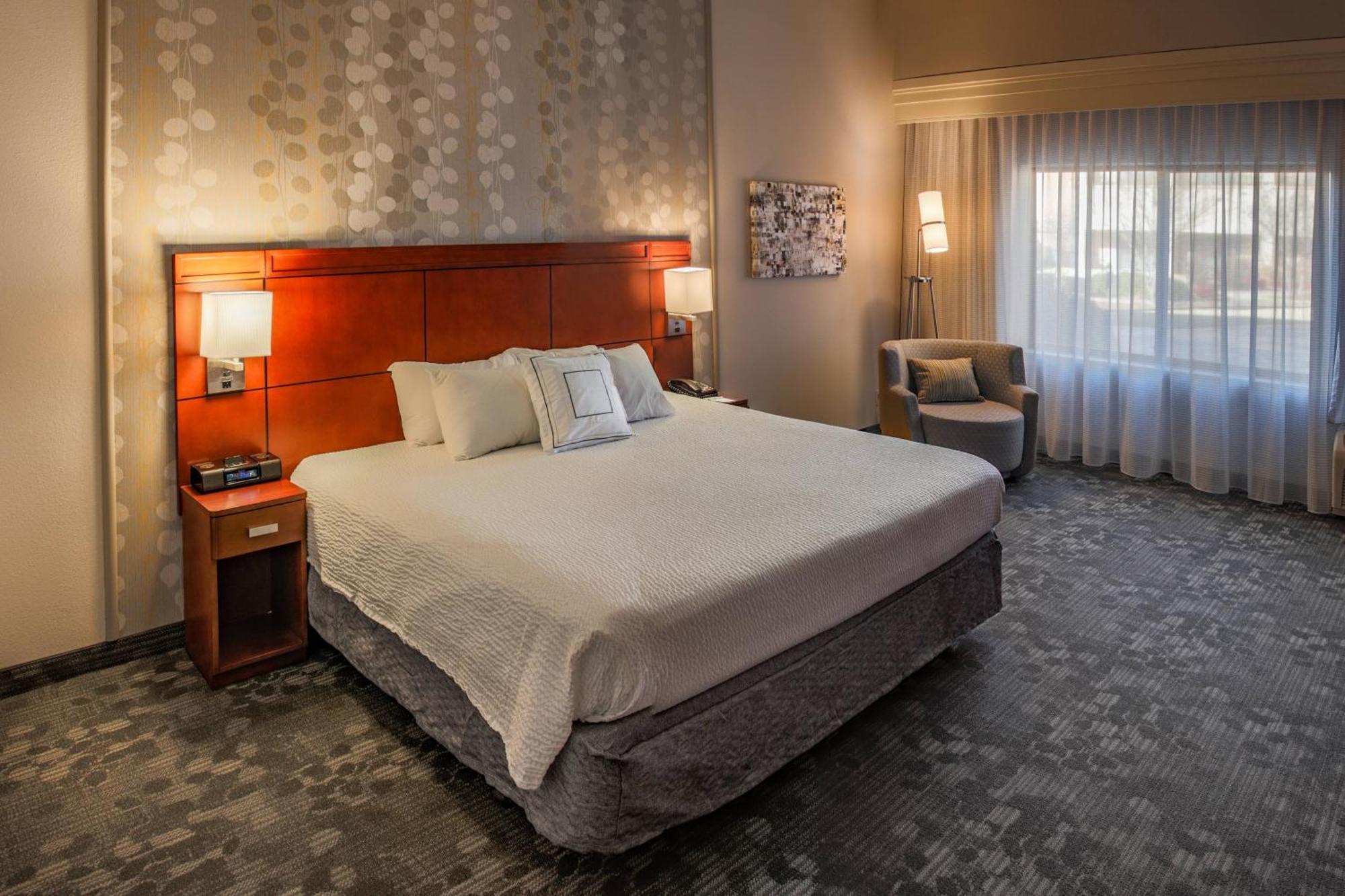 Courtyard By Marriott Norman Hotel Kültér fotó