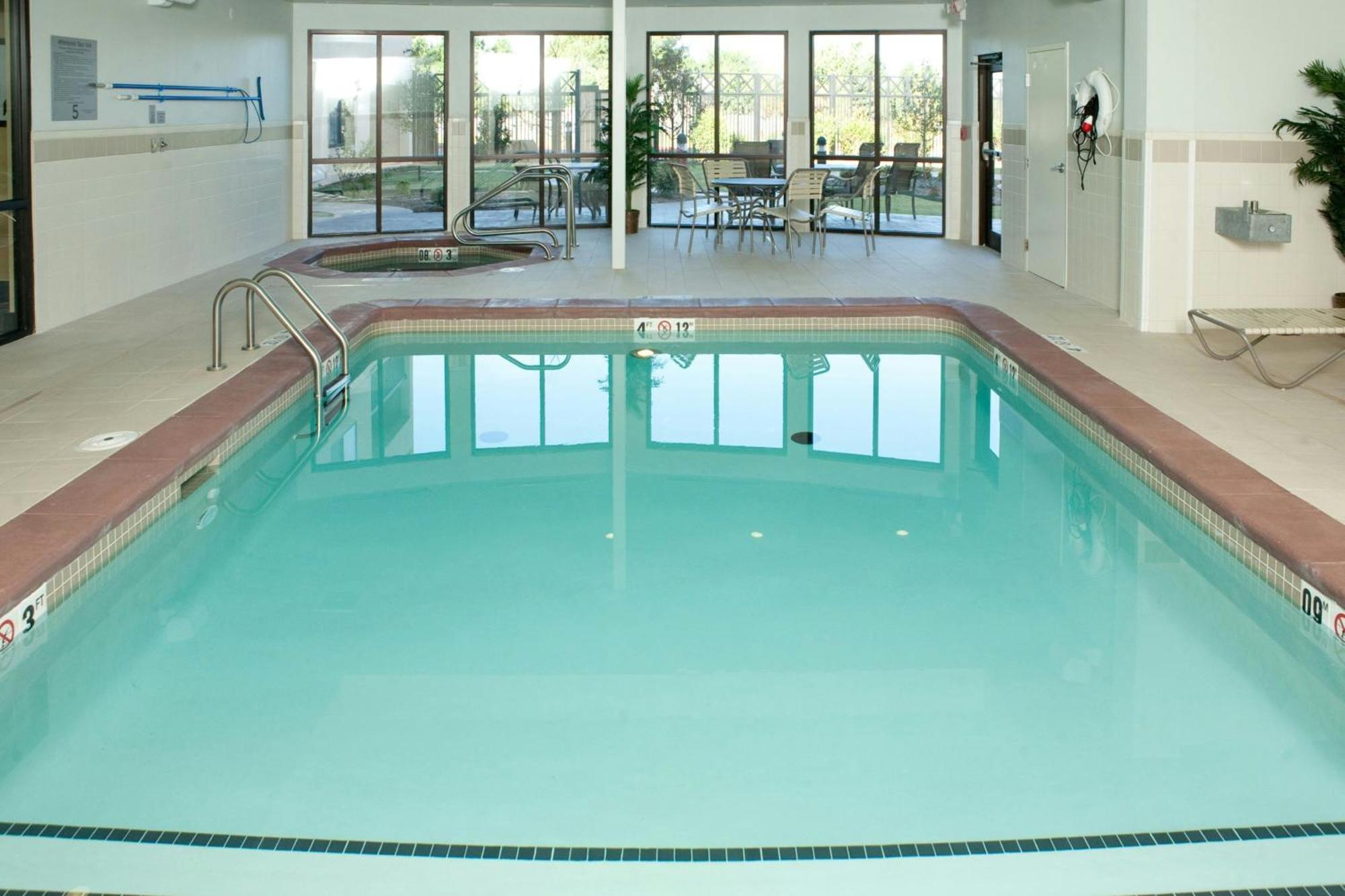 Courtyard By Marriott Norman Hotel Kültér fotó