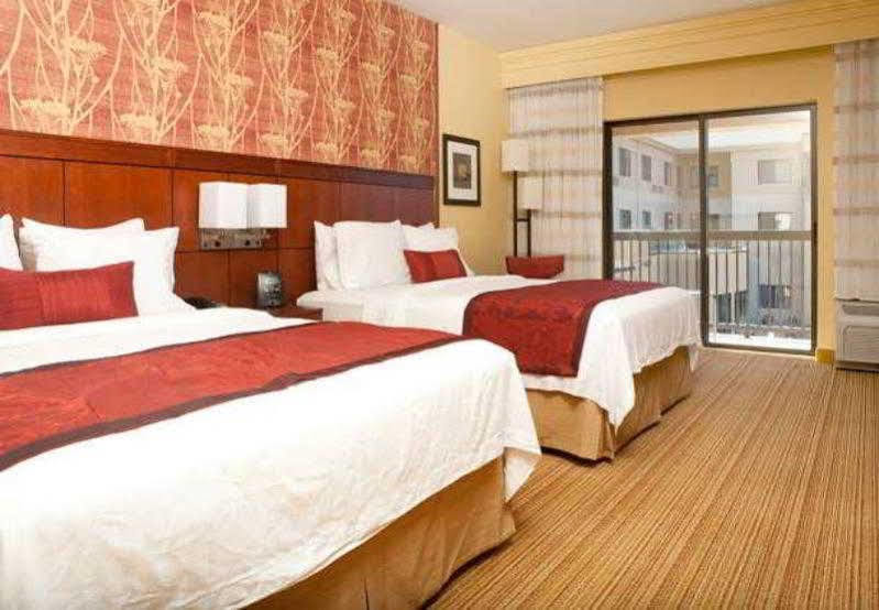 Courtyard By Marriott Norman Hotel Kültér fotó