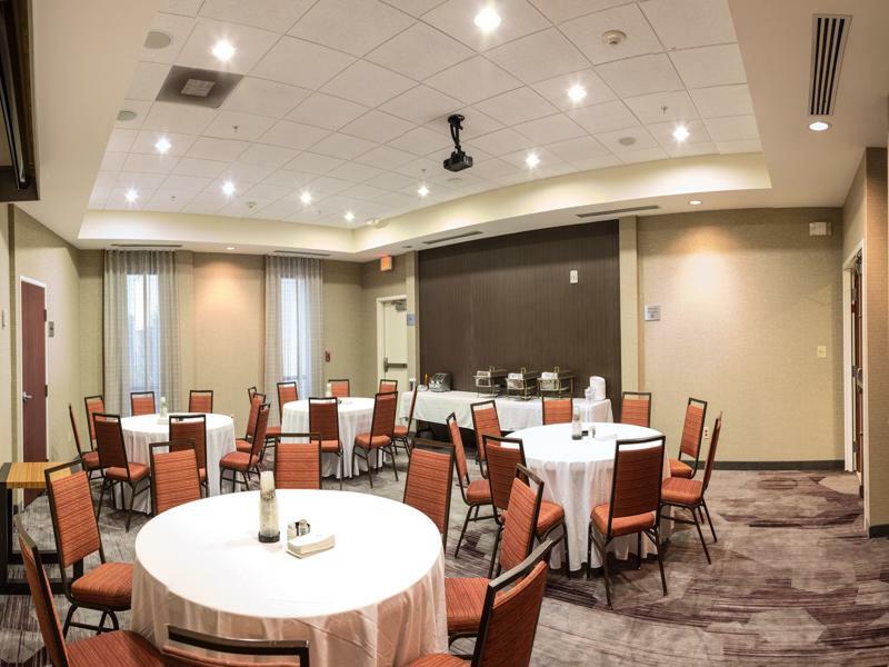 Courtyard By Marriott Norman Hotel Kültér fotó